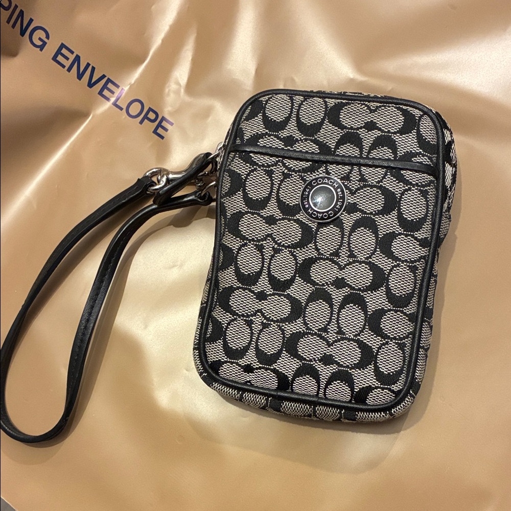 Coach Black and Cream Crossbody/ wristlet  Bag